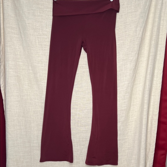 Prana Fold-Over Burgundy Yoga Pants - Picture 1 of 3